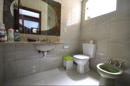 Casa à venda com 999m², 3 quartos e 8 vagasBanheiro da Suíte 3