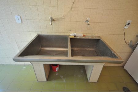 Casa à venda com 999m², 3 quartos e 8 vagasÁrea de Serviço