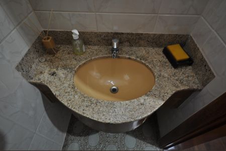 Casa à venda com 999m², 3 quartos e 8 vagasLavabo