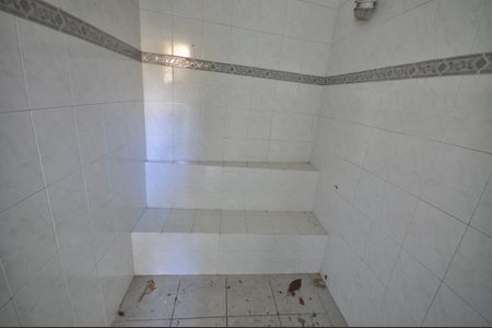 Casa à venda com 999m², 3 quartos e 8 vagasSauna