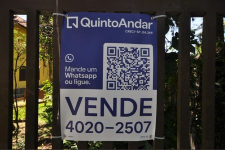 Casa à venda com 999m², 3 quartos e 8 vagasPlaca