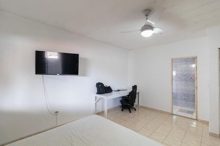 Casa à venda com 252m², 3 quartos e 4 vagas Casa à venda com 252m², 3 quartos e 4 vagasSuíte