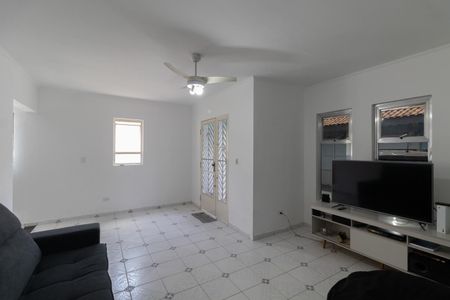 Sala de casa à venda com 3 quartos, 252m² em Vila Jacuí, São Paulo