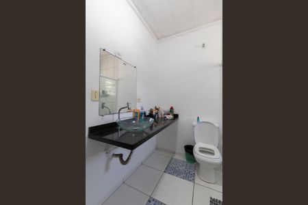 Casa à venda com 252m², 3 quartos e 4 vagas Casa à venda com 252m², 3 quartos e 4 vagasBanheiro Suíte