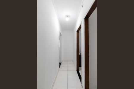 Casa à venda com 252m², 3 quartos e 4 vagas Casa à venda com 252m², 3 quartos e 4 vagasCorredor