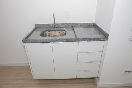 Sala e Cozinha de kitnet/studio para alugar com 1 quarto, 25m² em Pinheiros, São Paulo