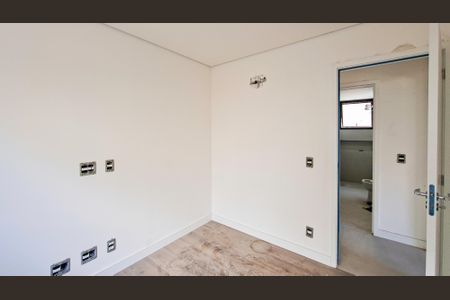 Apartamento à venda com 145m², 3 quartos e 3 vagasQuarto 2