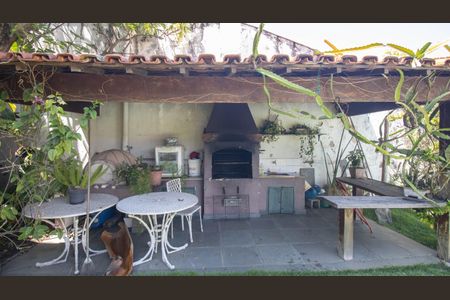 Casa à venda com 600m², 6 quartos e 10 vagasChurrasqueira