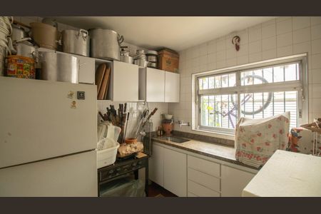 Casa à venda com 600m², 6 quartos e 10 vagasCozinha 2