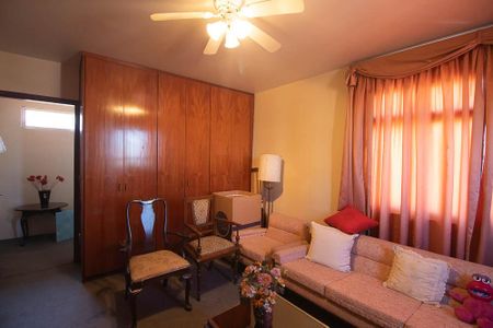 Casa à venda com 600m², 6 quartos e 10 vagasQuarto 1