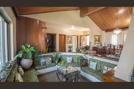 Sala de casa para alugar com 6 quartos, 600m² em Vila Maria Alta, São Paulo