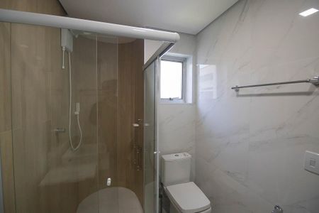 Casa à venda com 600m², 6 quartos e 10 vagasBanheiro da Suíte 1