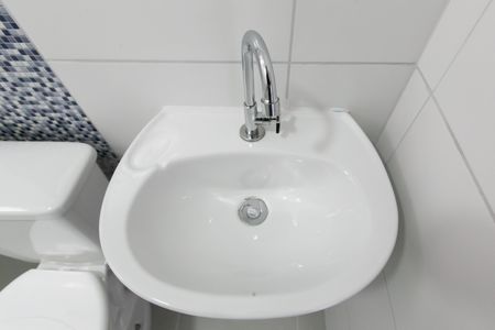 Apartamento para alugar com 35m², 2 quartos e sem vagaBanheiro - Detalhe