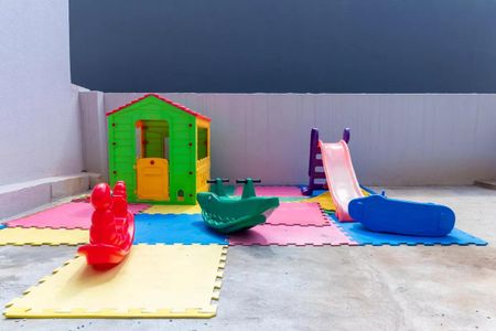 Apartamento para alugar com 35m², 2 quartos e sem vagaÁrea comum - Playground