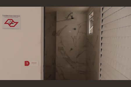 Studio à venda com 24m², 1 quarto e sem vagaDucha