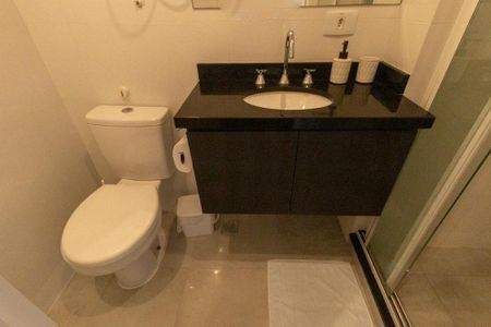 Studio para alugar com 18m², 1 quarto e sem vaga Studio para alugar com 18m², 1 quarto e sem vagaBanheiro Social