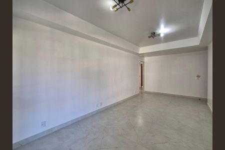 Sala de apartamento para alugar com 3 quartos, 126m² em Recreio dos Bandeirantes, Rio de Janeiro