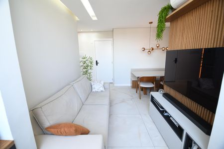 Sala de apartamento à venda com 2 quartos, 56m² em Bonfim, Campinas