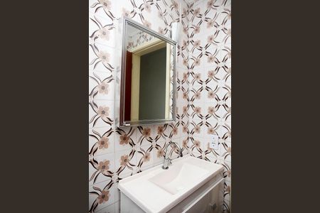 Apartamento para alugar com 68m², 2 quartos e sem vagaBanheiro