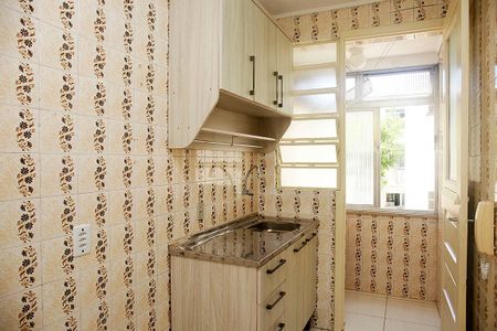 Apartamento para alugar com 68m², 2 quartos e sem vagaCozinha e Área de Serviço