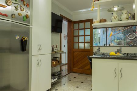 Casa à venda com 414m², 4 quartos e 6 vagasCozinha