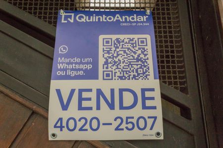 Casa à venda com 414m², 4 quartos e 6 vagasFachada