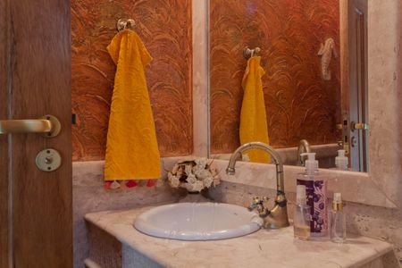 Casa à venda com 414m², 4 quartos e 6 vagasLavabo