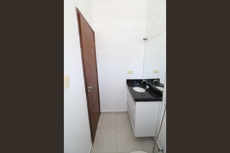 Casa de condomínio para alugar com 84m², 2 quartos e 2 vagasBanheiro