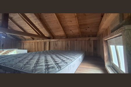 Casa para alugar com 30m², 1 quarto e 2 vagasQuarto