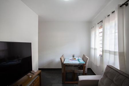 Apartamento à venda com 56m², 3 quartos e 1 vagaSala