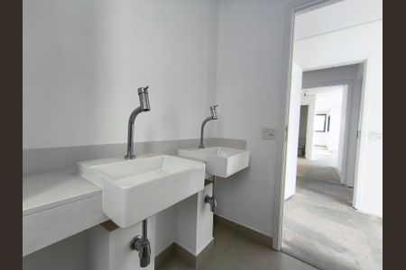 Apartamento à venda com 154m², 3 quartos e 2 vagasBanheiro da Suíte 1