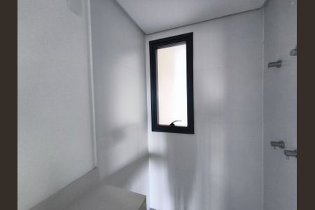 Apartamento à venda com 154m², 3 quartos e 2 vagasBanheiro da Suíte 2