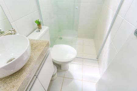Apartamento à venda com 50m², 2 quartos e 1 vaga Apartamento à venda com 50m², 2 quartos e 1 vagaBanheiro da suíte