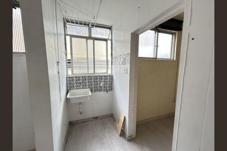 Apartamento para alugar com 70m², 3 quartos e 1 vagaÁrea de Serviço