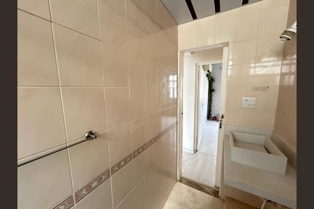 Apartamento para alugar com 70m², 3 quartos e 1 vagaBanheiro Social