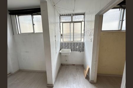 Apartamento para alugar com 70m², 3 quartos e 1 vagaÁrea de Serviço
