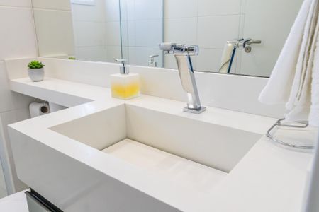 Apartamento à venda com 55m², 2 quartos e 1 vaga Apartamento à venda com 55m², 2 quartos e 1 vagaBanheiro