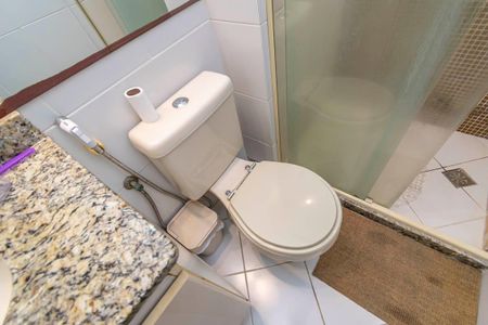 Apartamento à venda com 68m², 3 quartos e 1 vagaBanheiro Social