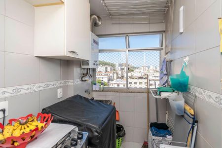 Apartamento à venda com 68m², 3 quartos e 1 vagaÁrea de Serviço