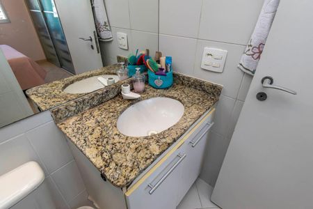 Apartamento à venda com 68m², 3 quartos e 1 vagaBanheiro da Suíte