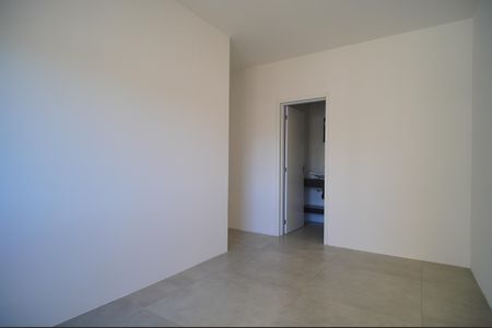 Suíte de apartamento à venda com 2 quartos, 100m² em Vila Nova, Novo Hamburgo