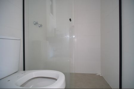 Apartamento à venda com 100m², 2 quartos e 2 vagasBanheiro da Suíte