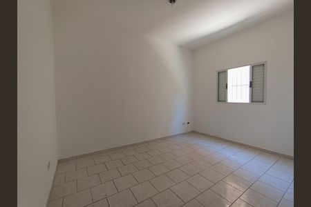 Quarto 2 de casa para alugar com 2 quartos, 100m² em Chácara Inglesa, São Paulo