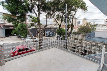 Casa à venda com 132m², 2 quartos e 1 vaga Casa à venda com 132m², 2 quartos e 1 vagaTerraço
