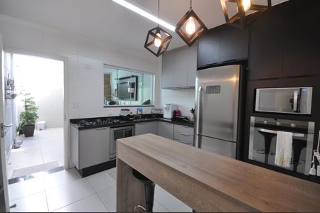 Casa para alugar com 109m², 3 quartos e 2 vagasCozinha