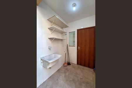 Casa de condomínio para alugar com 98m², 2 quartos e 1 vagaÁrea de Serviço