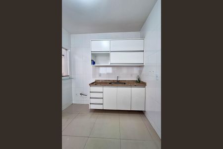 Casa de condomínio para alugar com 98m², 2 quartos e 1 vagaCozinha