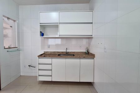 Casa de condomínio para alugar com 98m², 2 quartos e 1 vagaCozinha