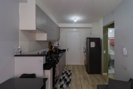 Apartamento à venda com 32m², 2 quartos e sem vaga Apartamento à venda com 32m², 2 quartos e sem vagaSala