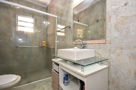 Casa à venda com 86m², 3 quartos e 3 vagasBanheiro